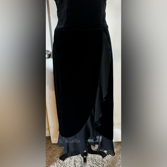 Vintage 90’s Connected Velvet Ruffle Hem Cocktail Dress Midi Plunging Neck noir - Picture 9 of 16